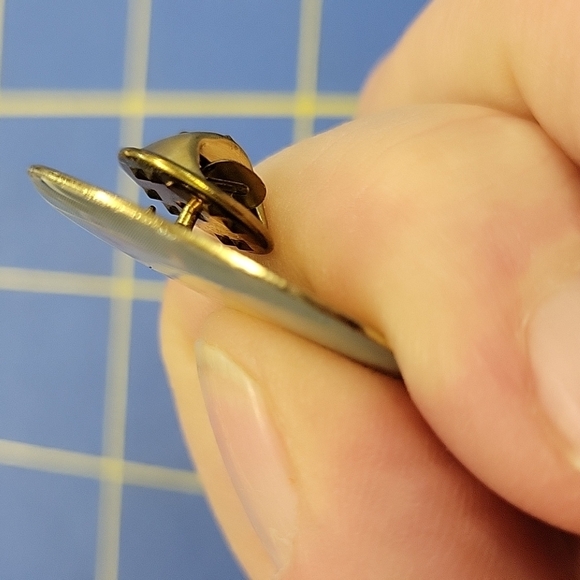 Vintage Angel Tack 1" Pin - Picture 3 of 4